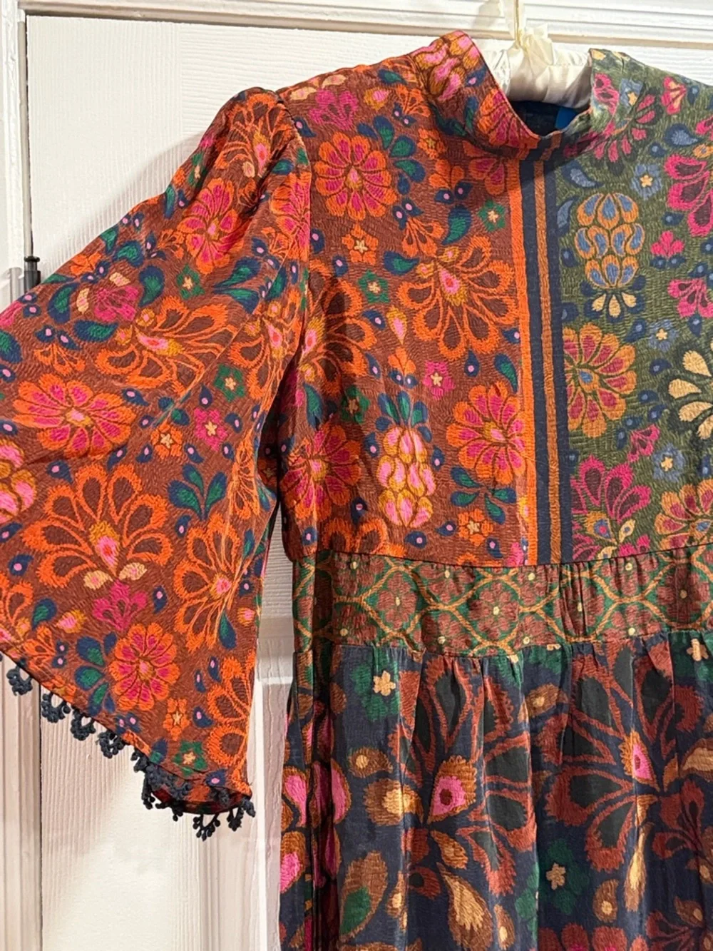 FARM Rio Multicolor Floral Medallion Maxi Dress - Picture 4 of 14